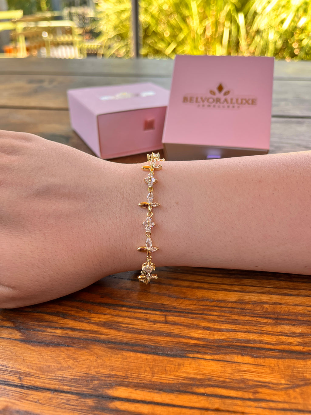 Aurea Line Taşlı İnce Bileklik | Belvora Luxe
